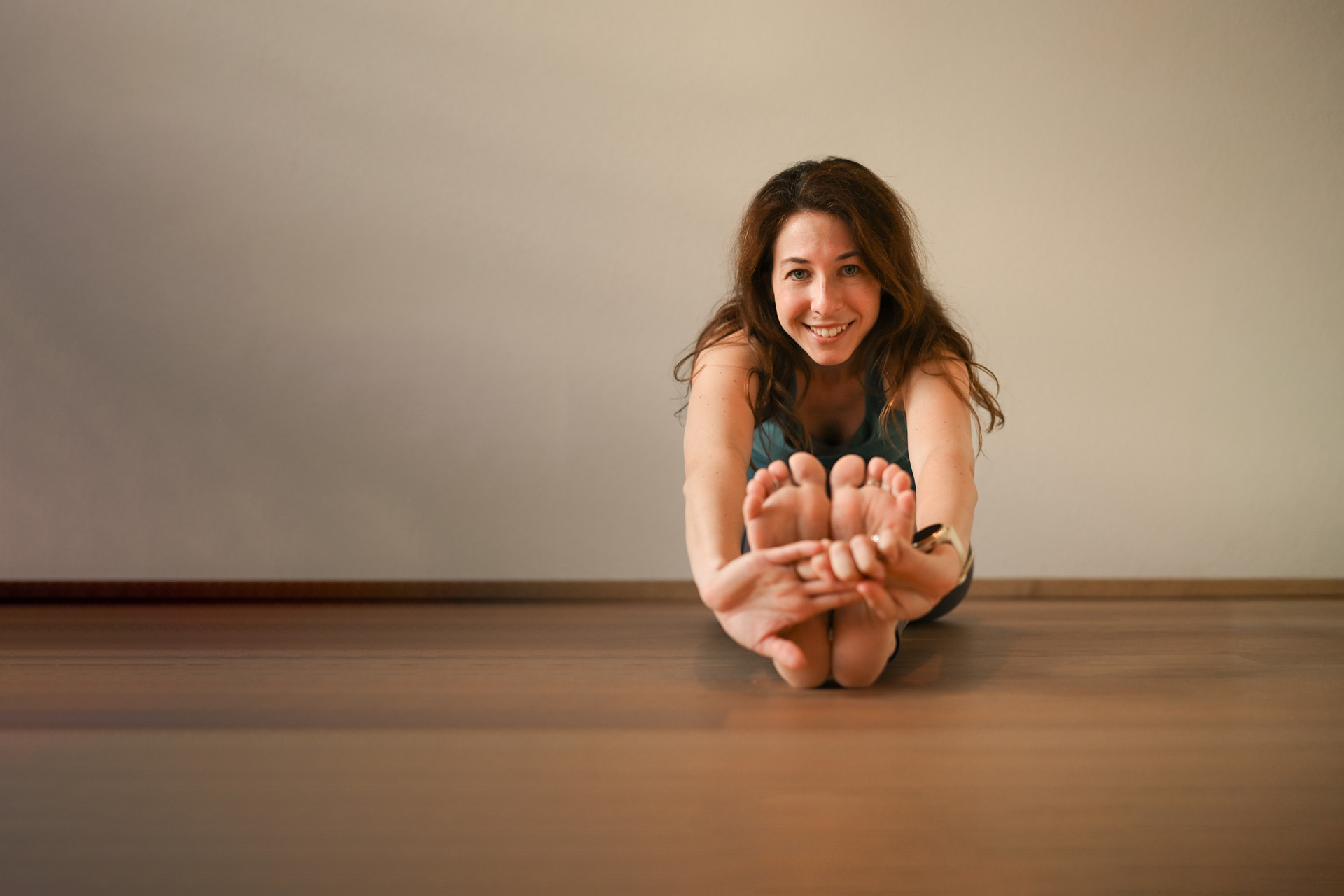 Peaceful yoga studio atmosphere for English yoga classes in Buchs SG